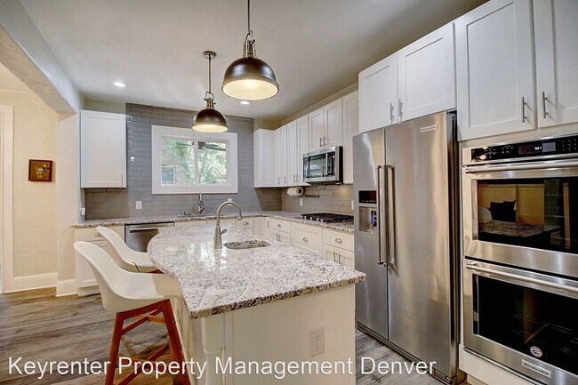 Building Photo - 4 br, 2 bath House - 1376 N Humboldt St
