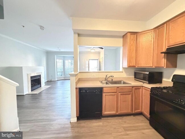 Building Photo - 1905 Bulrush Ct