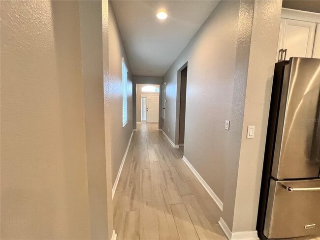 Building Photo - 1449 Paget Cove