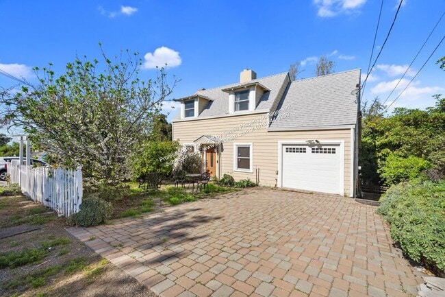 Photo - 7850 Crest Ave House