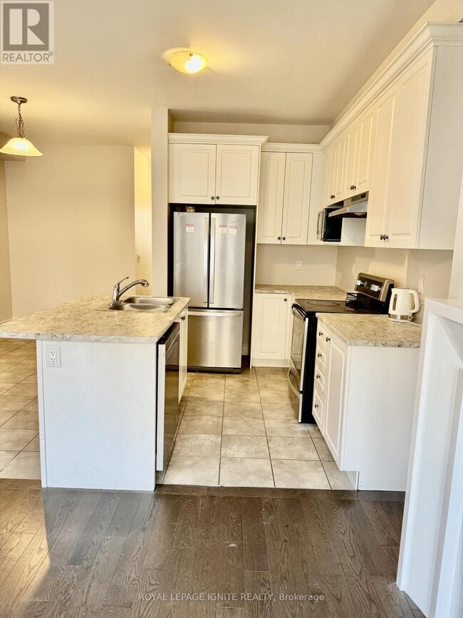 Building Photo - 35 Bushwood Trl