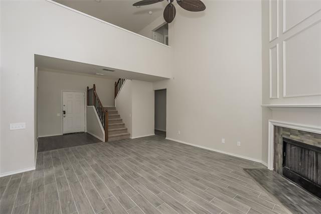 Foto del edificio - 2732 Country Creek Ln