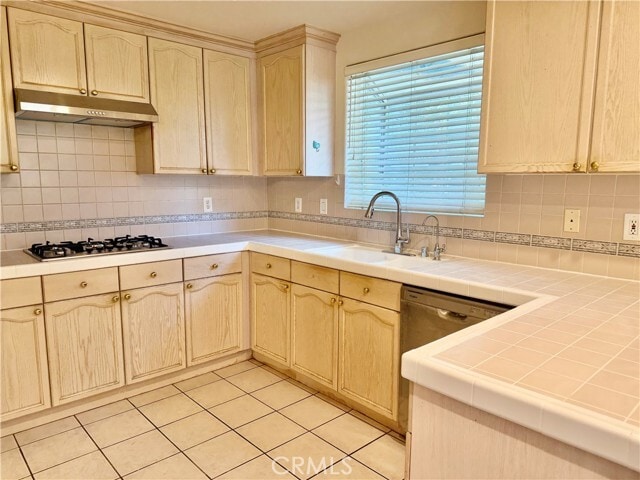 Foto del edificio - 631 Fairview Ave