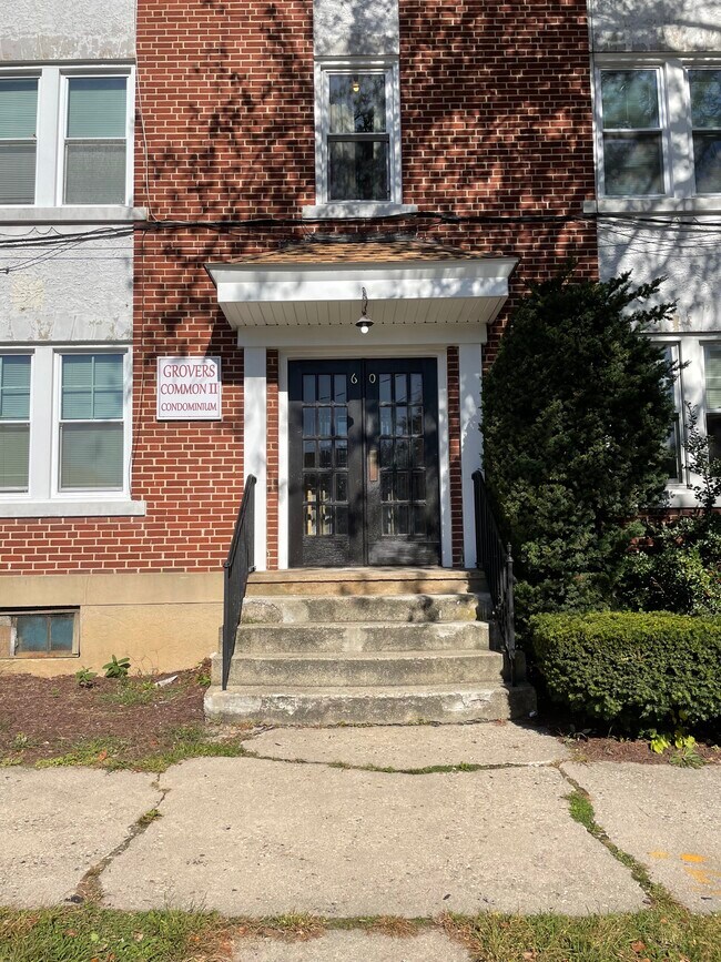 Front of building - 60 Circular Ave