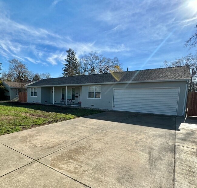 Foto del edificio - Remodeled 3BD/1BA Single-Family Home – Mov...