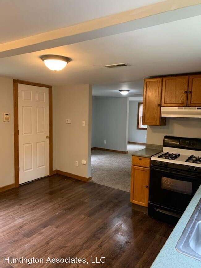 Building Photo - 2 br, 1 bath House - 111 Whitall Ave