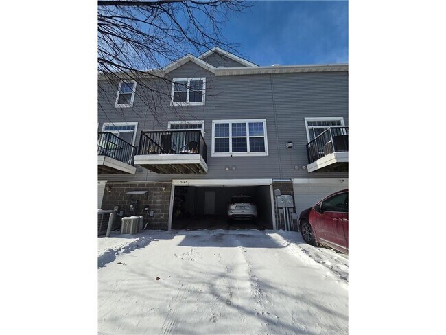 Foto del edificio - 15842 Frisian Ln