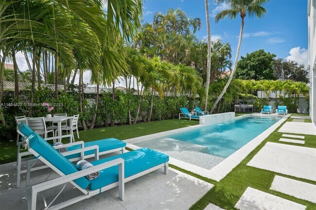 Foto del edificio - 2628 Marcinski Rd