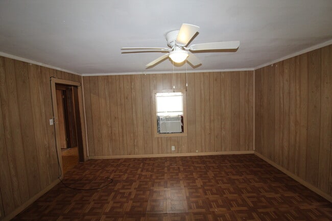 Building Photo - 1003 Beam Station Rd