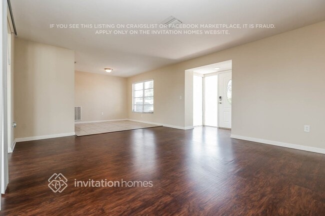 Building Photo - 1440 62nd Terrace S