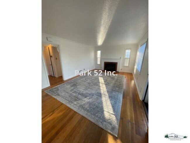 Foto del edificio - 6702 Mt Tacoma Dr SW