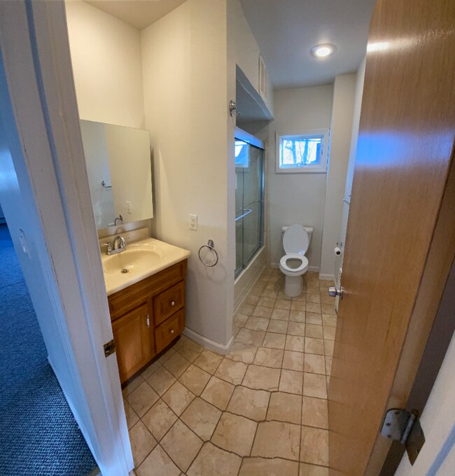 101 Delafield Ave Unit 2, Lyndhurst, NJ 07071 Room for Rent in