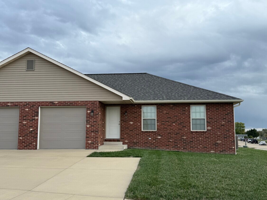 Foto principal - 734 Ward Ave