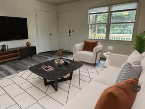 Building Photo - 1493 Sandy Cir