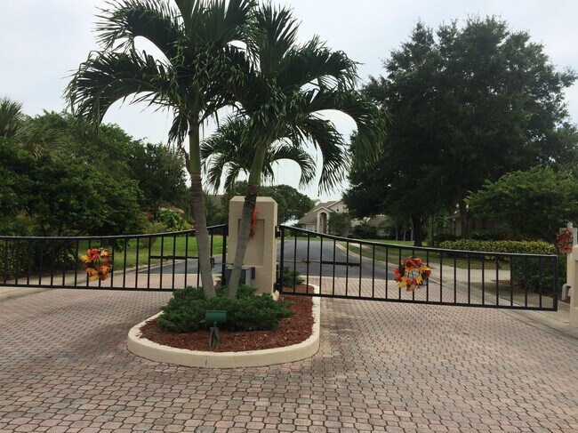 Foto del edificio - 2385 Marsh Harbor Ave