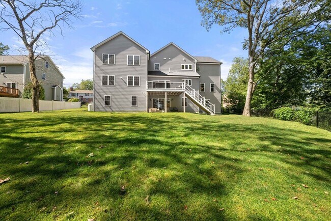 Foto del edificio - 41 Peach Orchard Rd