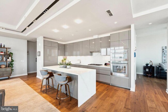 Foto del edificio - 1781 N Pierce St