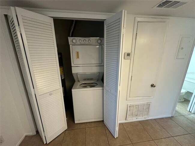 Foto del edificio - 12154 Pepperdine Pl