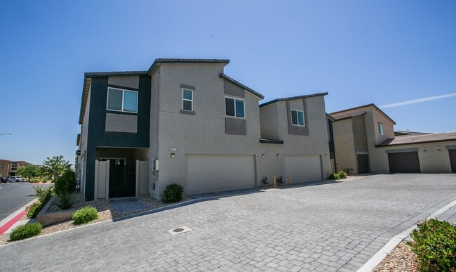 Foto del edificio - Beautiful Home in Valley Vista Available S...