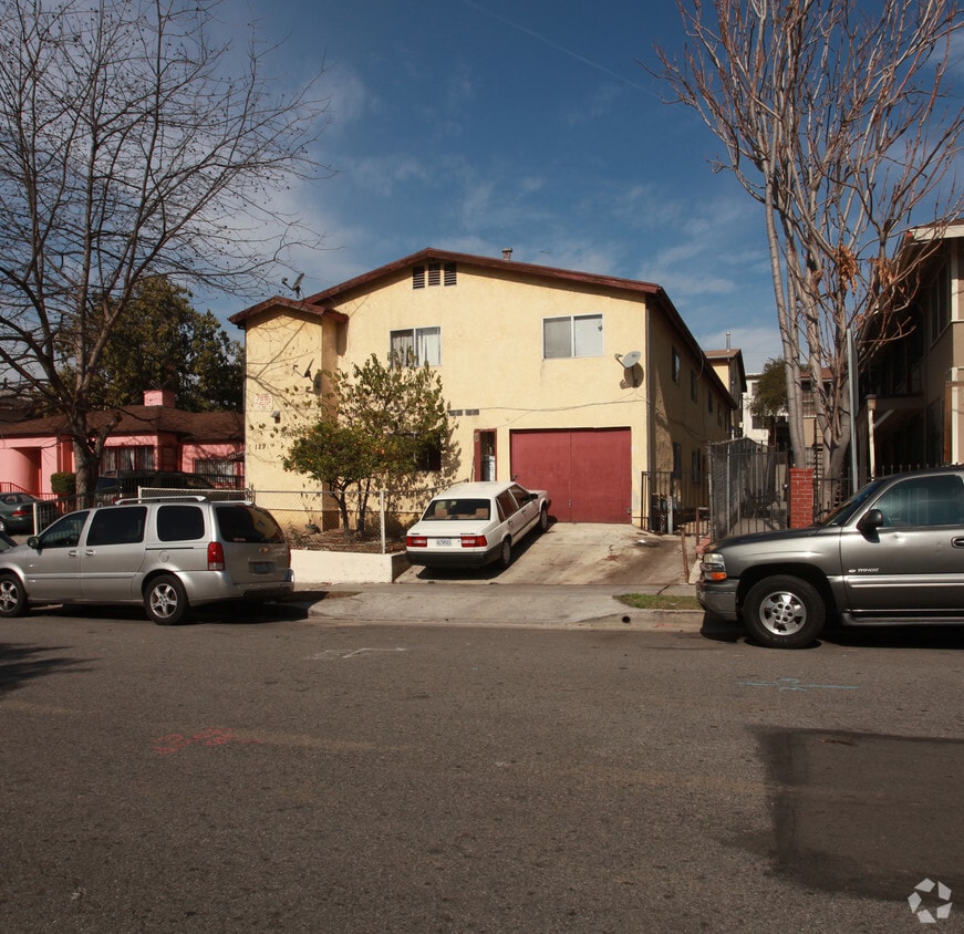 Building Photo - 129 S Union Ave