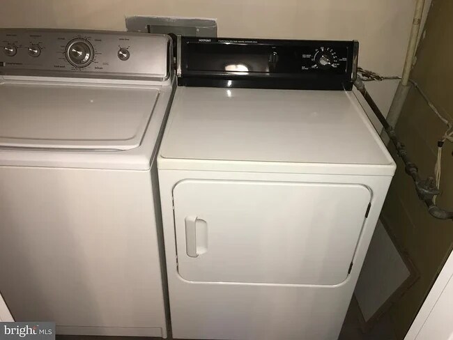 Foto del edificio - 611 Painters Xing