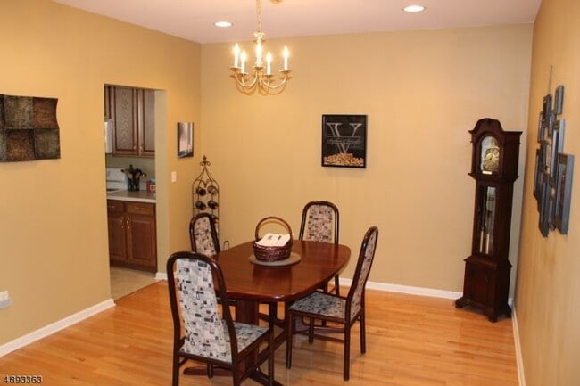 Building Photo - 28 Black Bear Ct