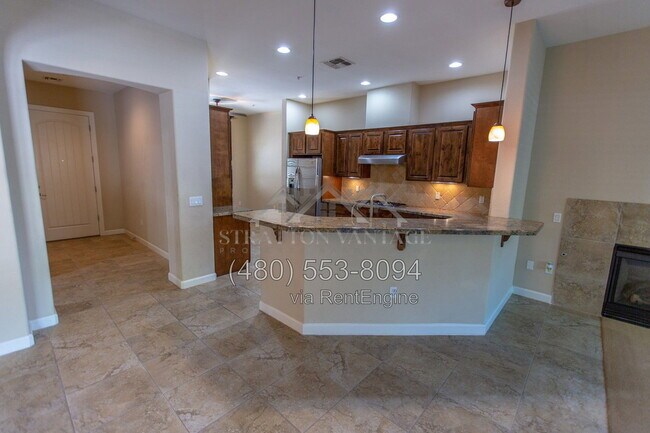 Foto del edificio - 4700 S Fulton Ranch Blvd