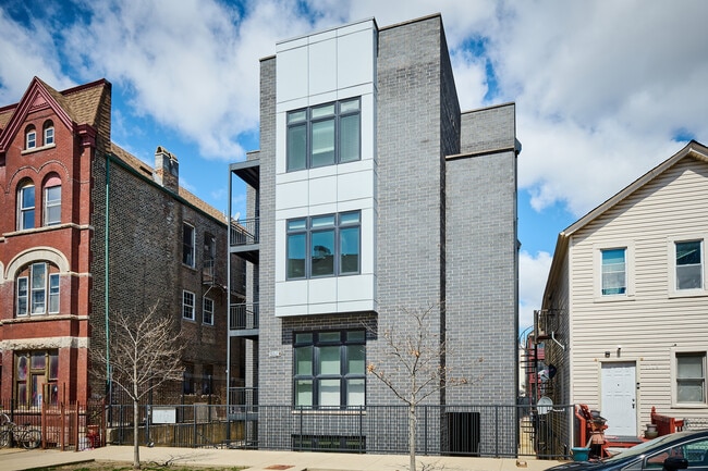 Exterior Street View - 1752 W 18th Pl