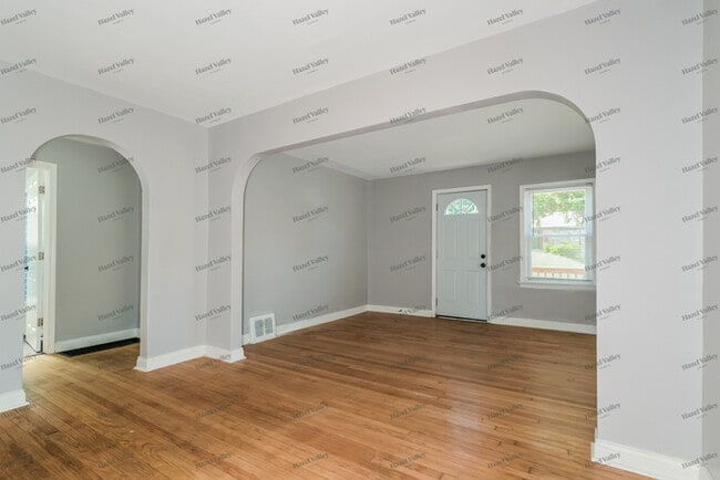 Building Photo - 2236 Northbury Ln