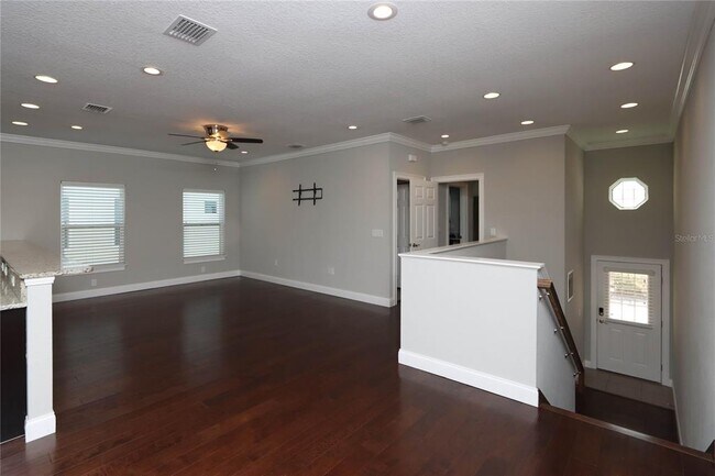 Building Photo - 3617 Bay Heights Way