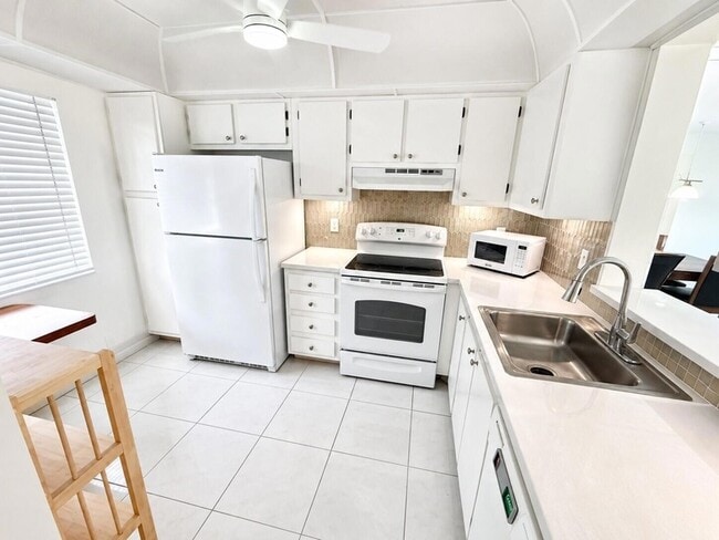 Photo - 14307 Bedford Drive Unit 3020 Apartment