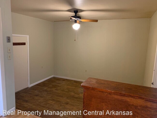 Building Photo - 3 br, 1.5 bath House - 7317 Gibson Rd.