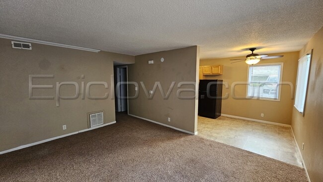 Building Photo - 1207 O Ave Pl NE