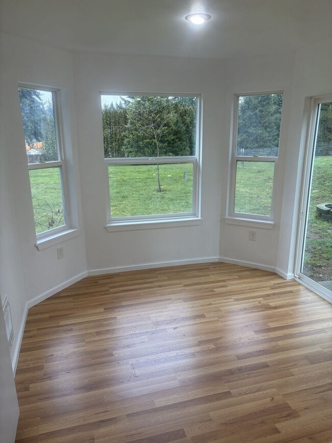 Foto del edificio - Three Bedroom Duplex