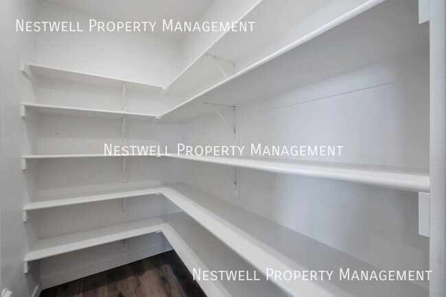 Building Photo - 972 S 850 W