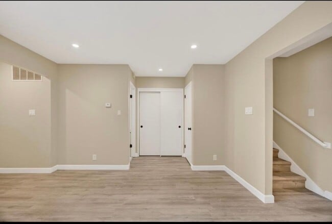 Building Photo - 4549 Melody Dr
