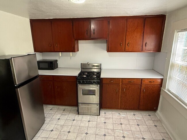 Foto del edificio - 2706 Norris Rd