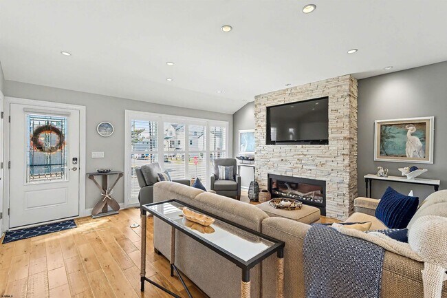 Foto del edificio - 517 N Cornwall Ave