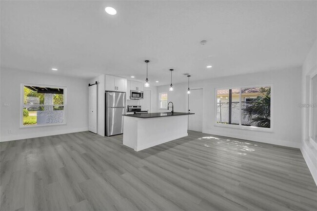 Foto del edificio - 920 Lockhart St