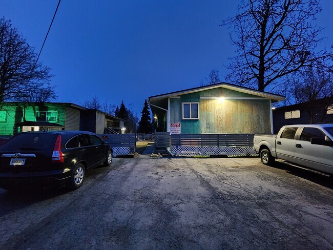 Foto principal - 1032 E 12th Ave