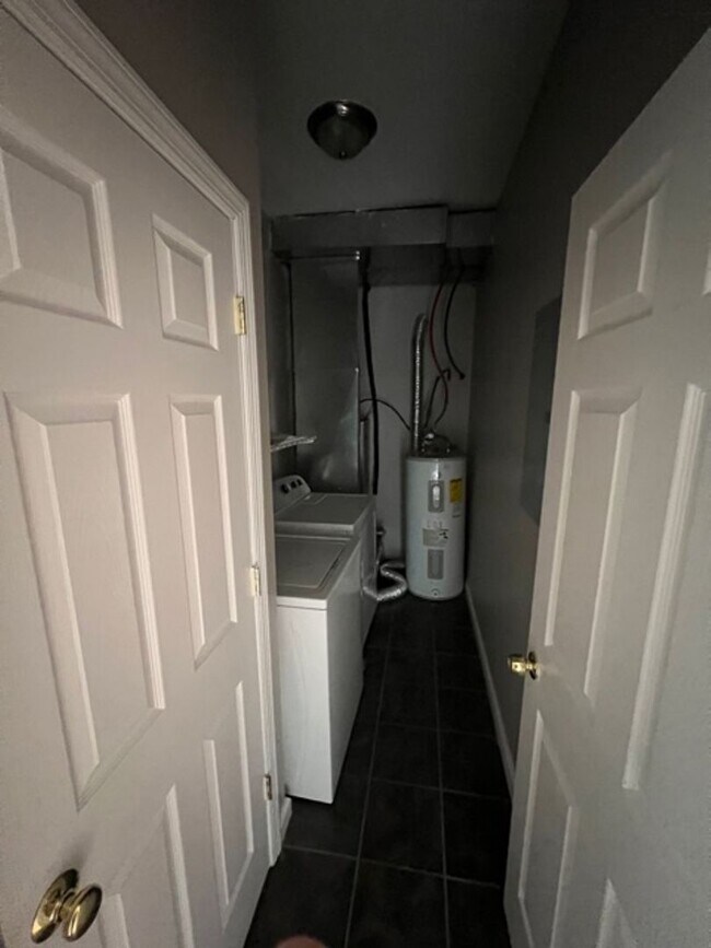 Foto del edificio - 2113 E Huntingdon St