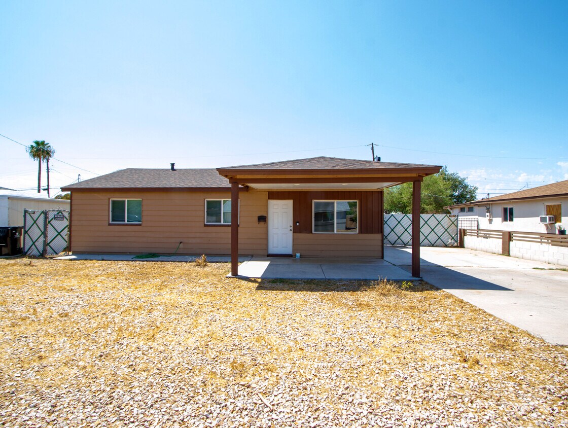 Foto principal - 3007 W Rancho Dr