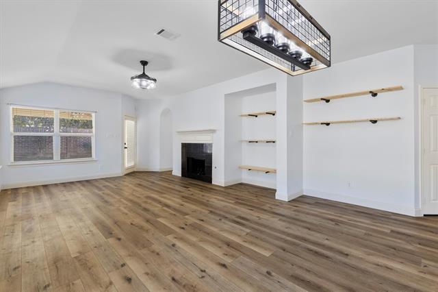 Foto del edificio - 3309 Willow Springs Dr