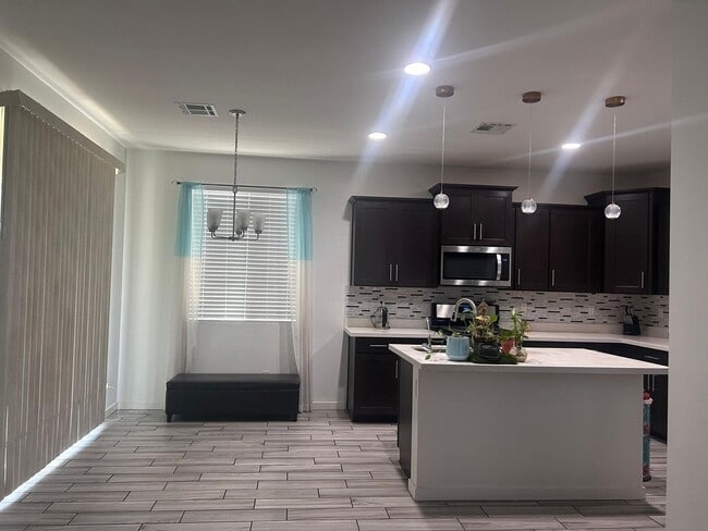 Foto del edificio - 6003 W Camino San Xavier