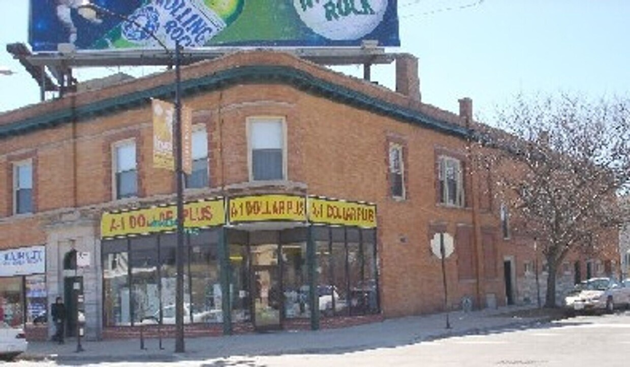 Building Photo - 5118 N Lincoln