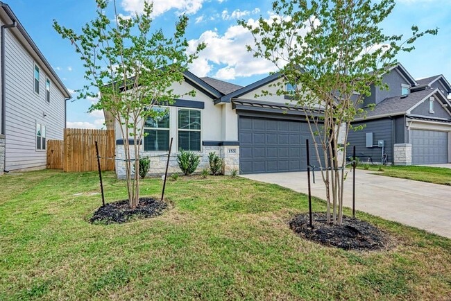Building Photo - 153 Woods Edge Ln