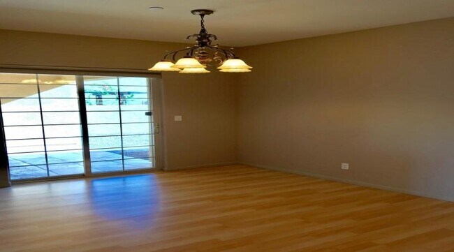 Foto del edificio - 6070 E Overlook Lane