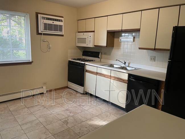 Building Photo - 2276 Century Point Ln