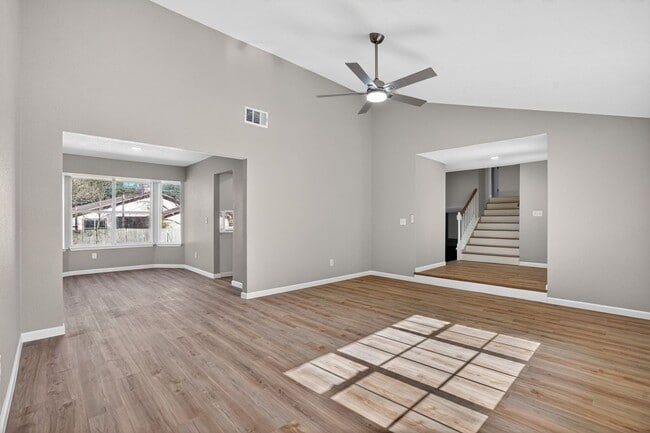 Foto del edificio - 5103 Devon Green Dr