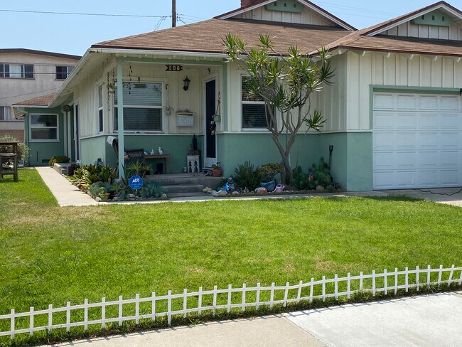 Front House - 506 Avenue F